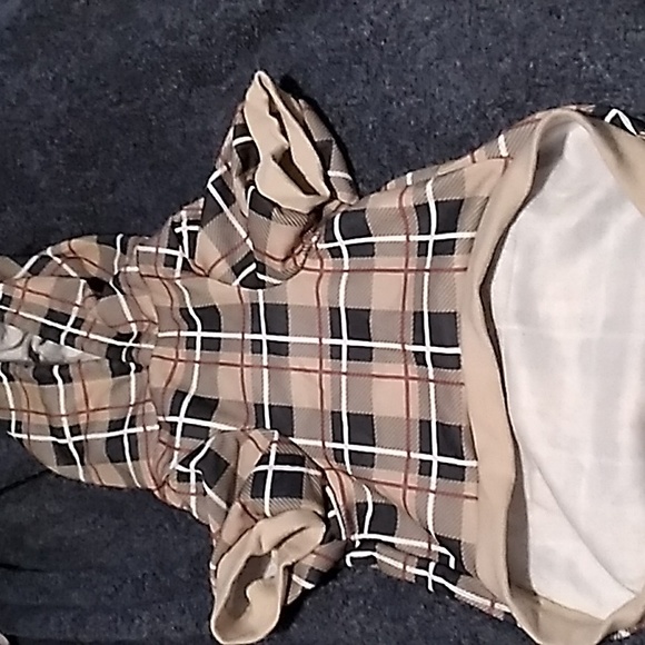 Expawlorer Pet Hoodie size Large tan, black, Red squares - Picture 2 of 6